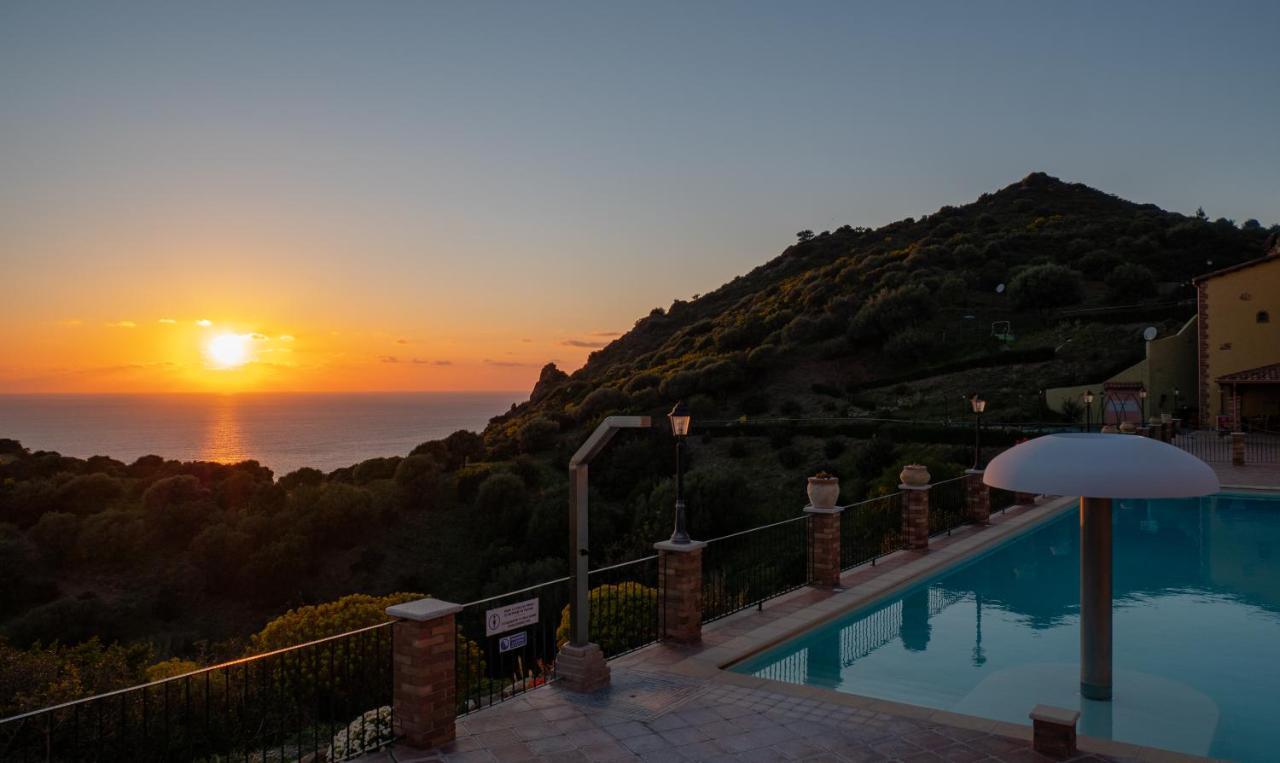 Вилла Il Tramonto Tanca Piras Nebida Экстерьер фото